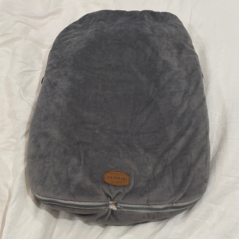 JJ Cole Original Bundleme Bunting Bag Canopy Style